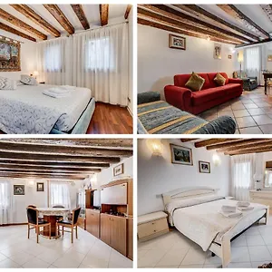 Ca' Francesco , Venezia Italia